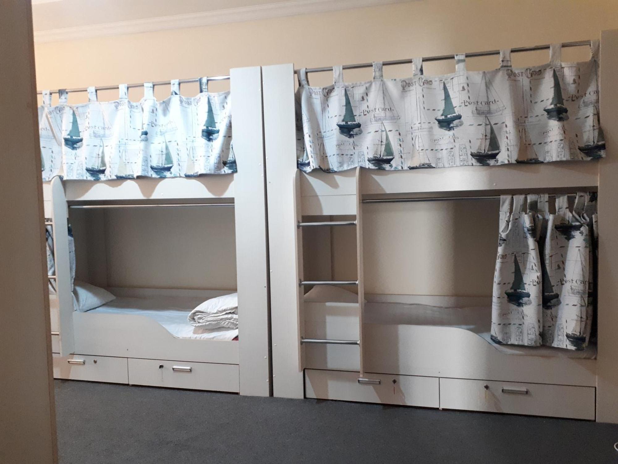 World Travelers Hostel Алматы Экстерьер фото