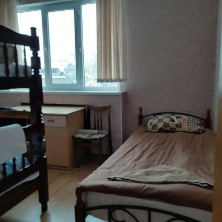 World Travelers Hostel Алматы Экстерьер фото